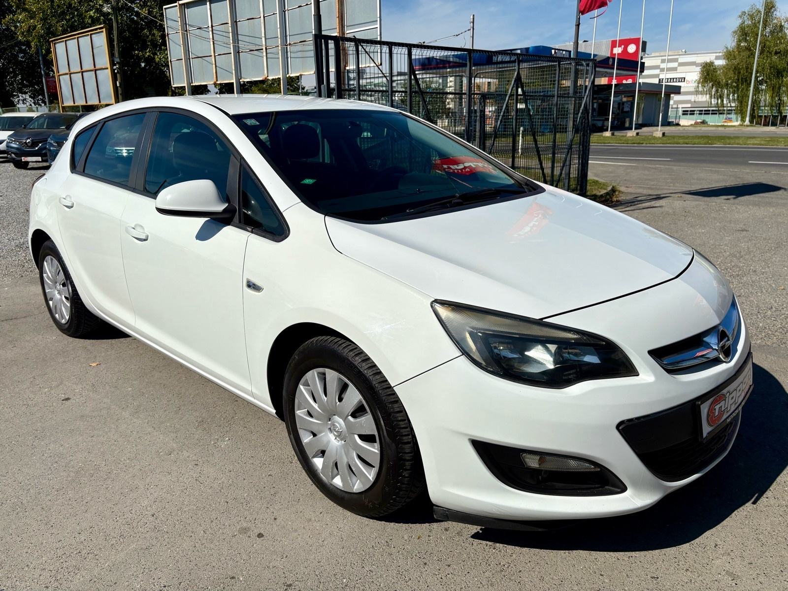 Opel Astra 1,4 PLIN KLIMA - VELIKI SERVIS - AUTOKREDIT, fotografija 8