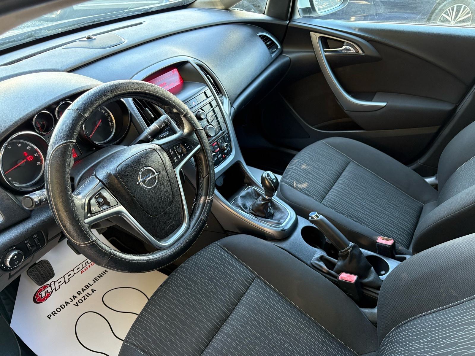 Opel Astra 1,4 PLIN KLIMA - VELIKI SERVIS - AUTOKREDIT, fotografija 10