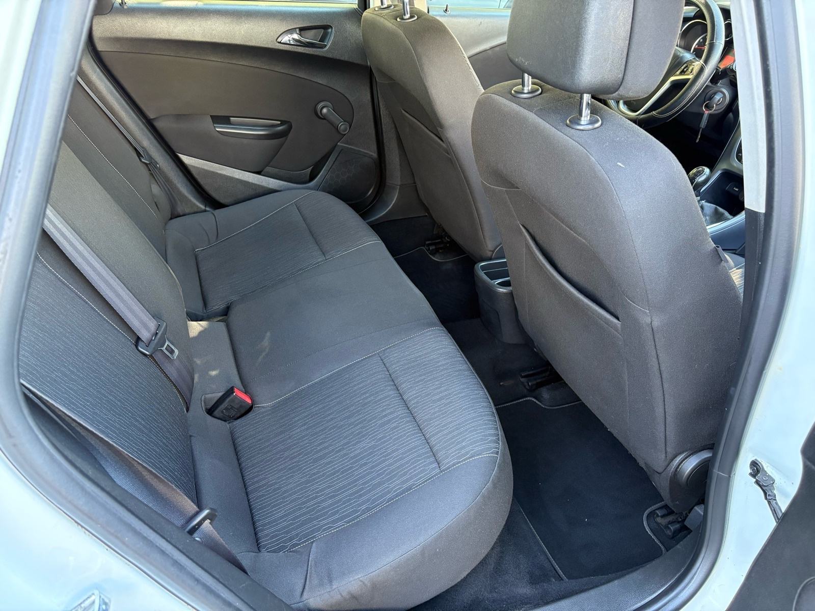 Opel Astra 1,4 PLIN KLIMA - VELIKI SERVIS - AUTOKREDIT, fotografija 20