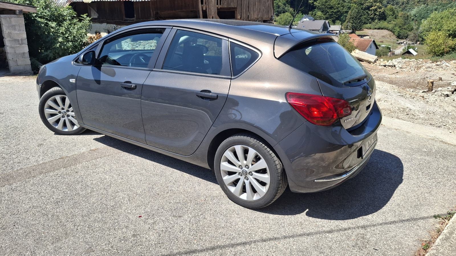 Opel Astra 1.4 turbo, fotografija 3