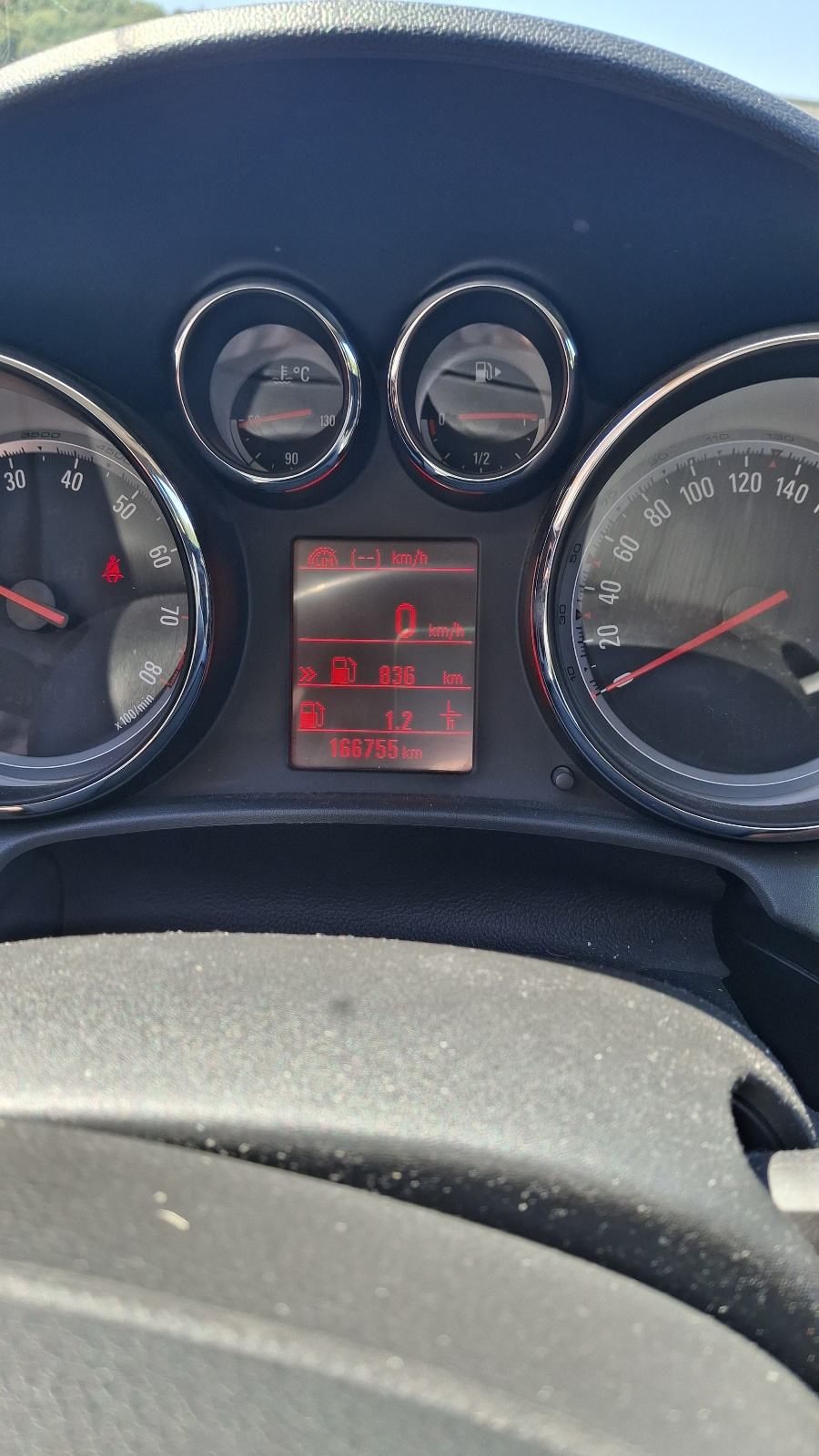 Opel Astra 1.4 turbo, fotografija 7