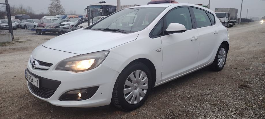 Opel Astra 1,4TURBO LPG ATESTIRAN, fotografija 6