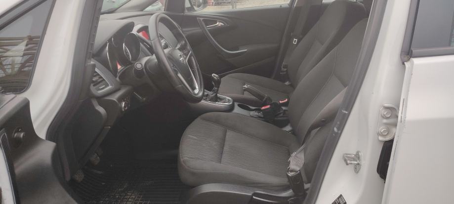 Opel Astra 1,4TURBO LPG ATESTIRAN, fotografija 4