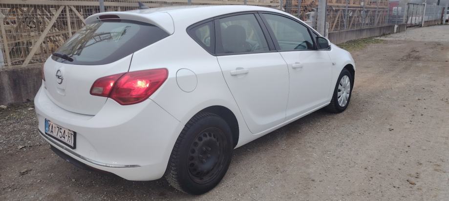 Opel Astra 1,4TURBO LPG ATESTIRAN, fotografija 9
