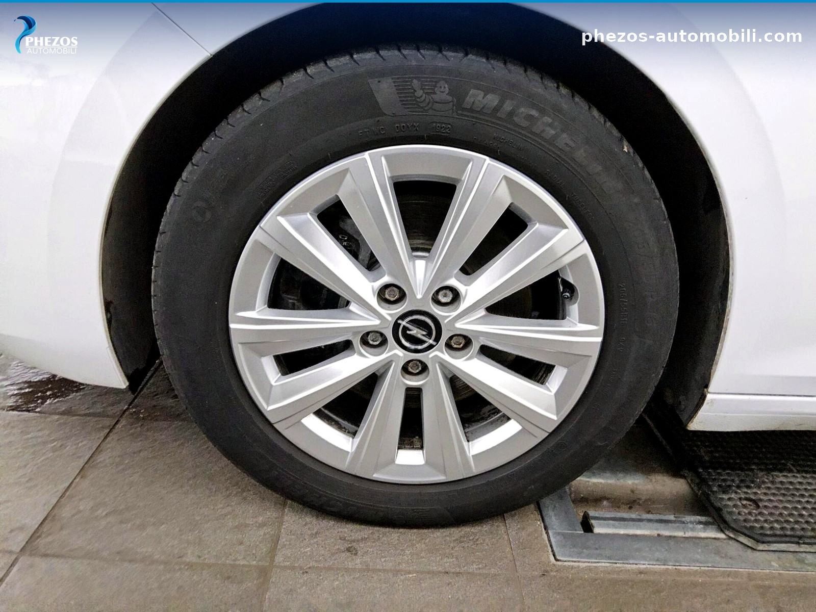 Opel Astra 1.5 D Business Ed., fotografija 11