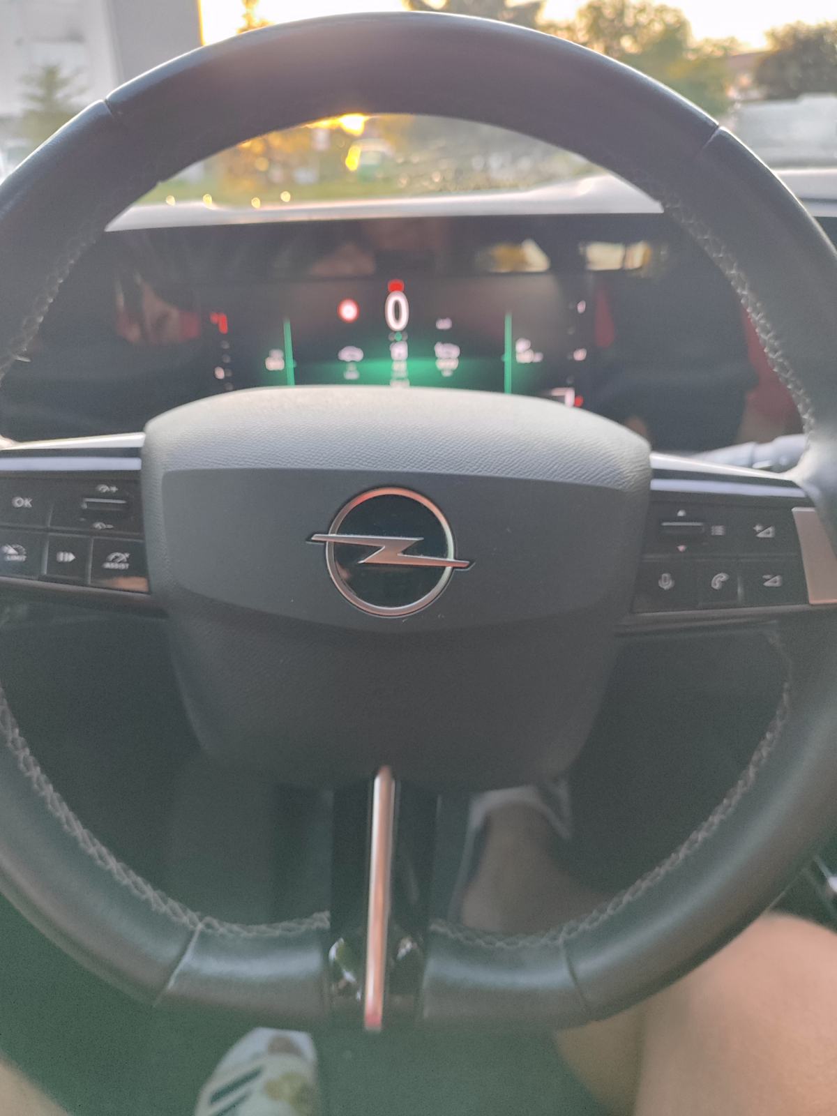 Opel Astra 1,5 DIESEL 130Ks 1 vlasnik HR.auto, fotografija 13