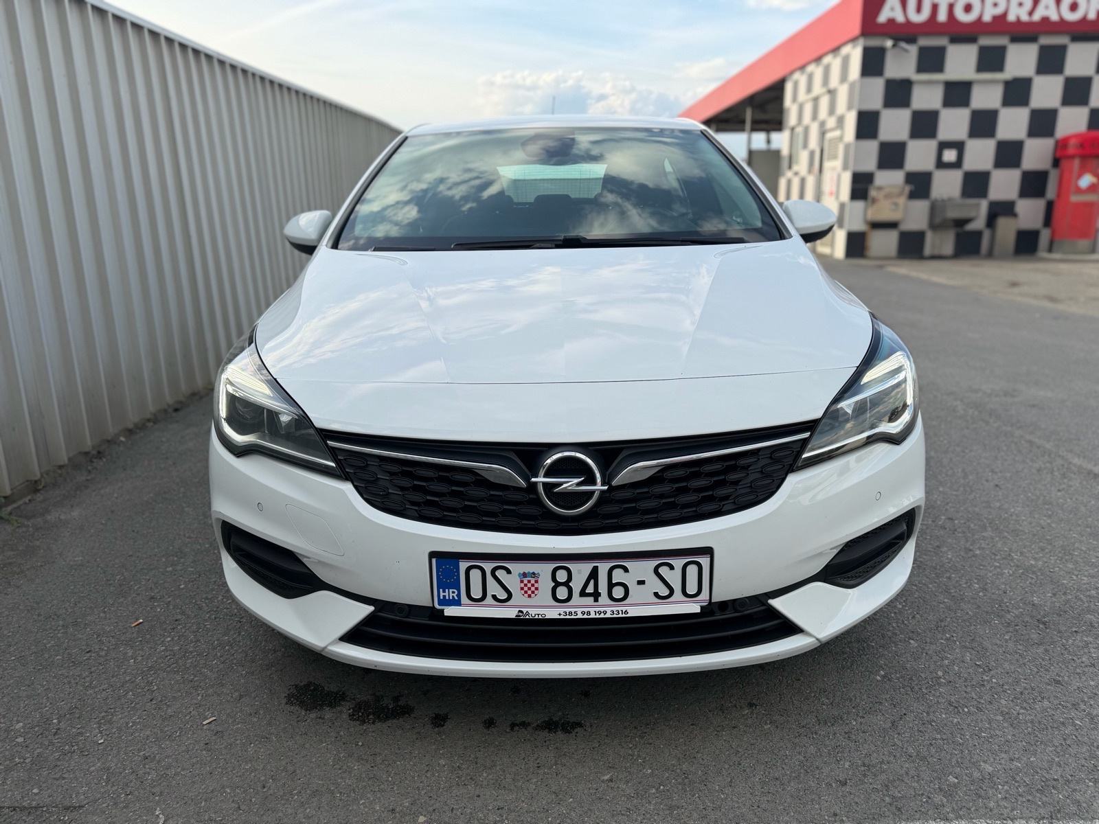 Opel Astra 1,5 D, fotografija 3