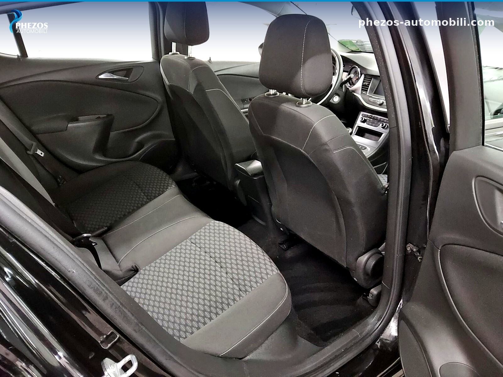 Opel Astra 1.5 D, fotografija 13