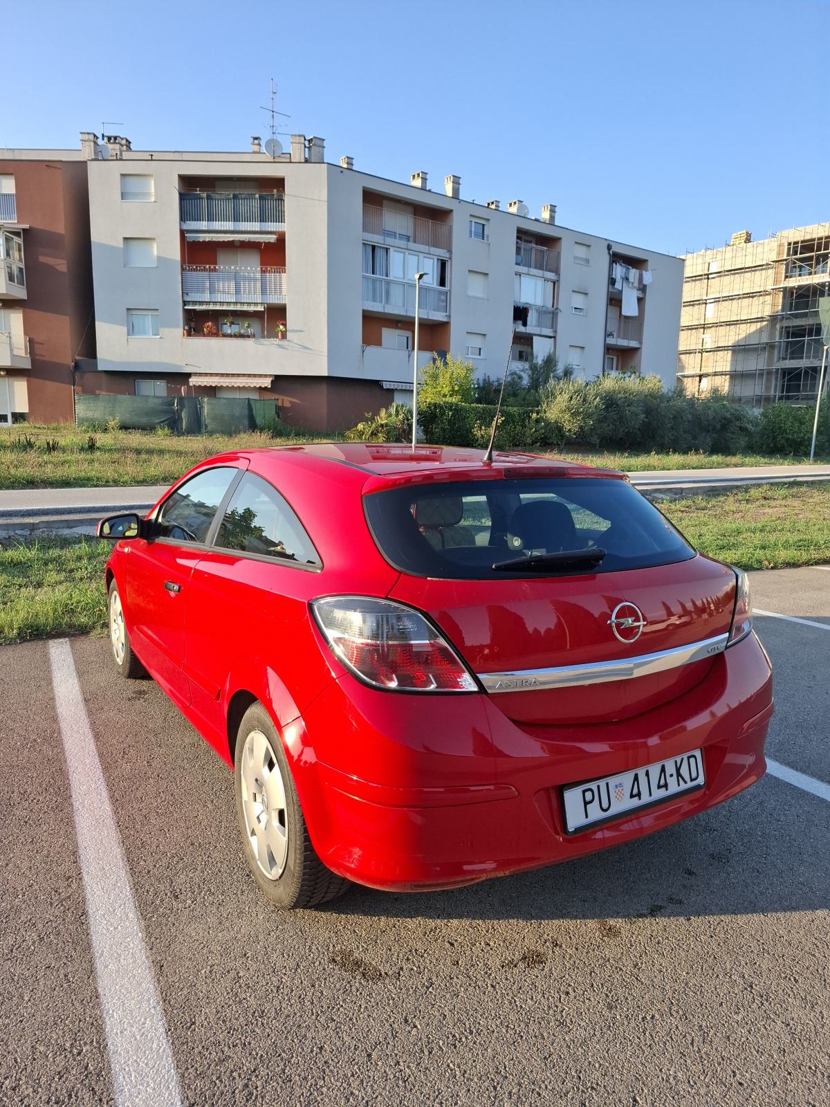 Opel Astra 1,6 16V samo 146 581 km!, fotografija 5