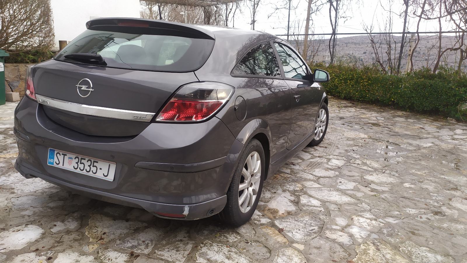 Opel Astra 1,6 16V GTC *PLIN* 2011g., fotografija 8
