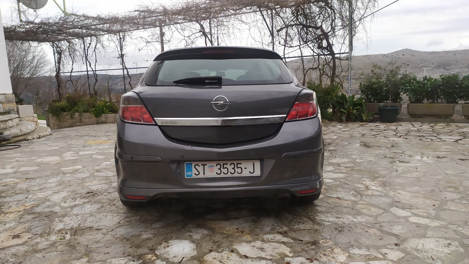Opel Astra 1,6 16V GTC *PLIN* 2011g., fotografija 9