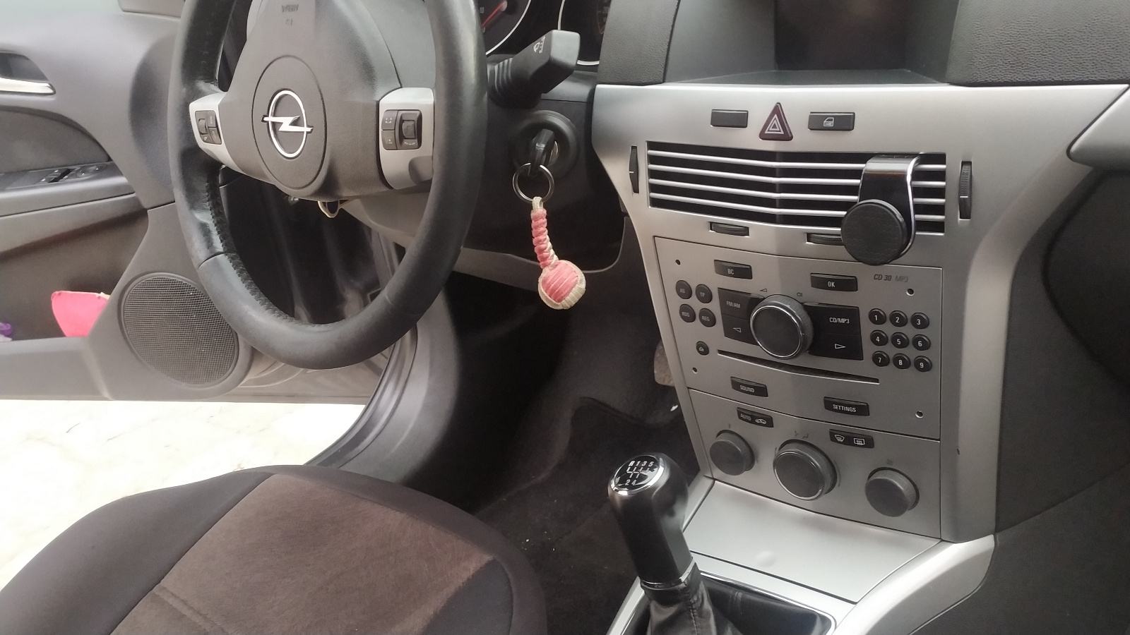 Opel Astra 1,6 16V GTC *PLIN* 2011g., fotografija 13