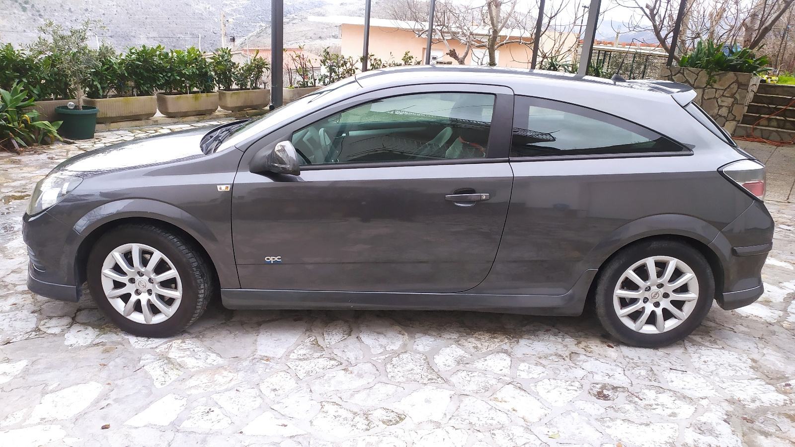 Opel Astra 1,6 16V GTC *PLIN* 2011g., fotografija 2