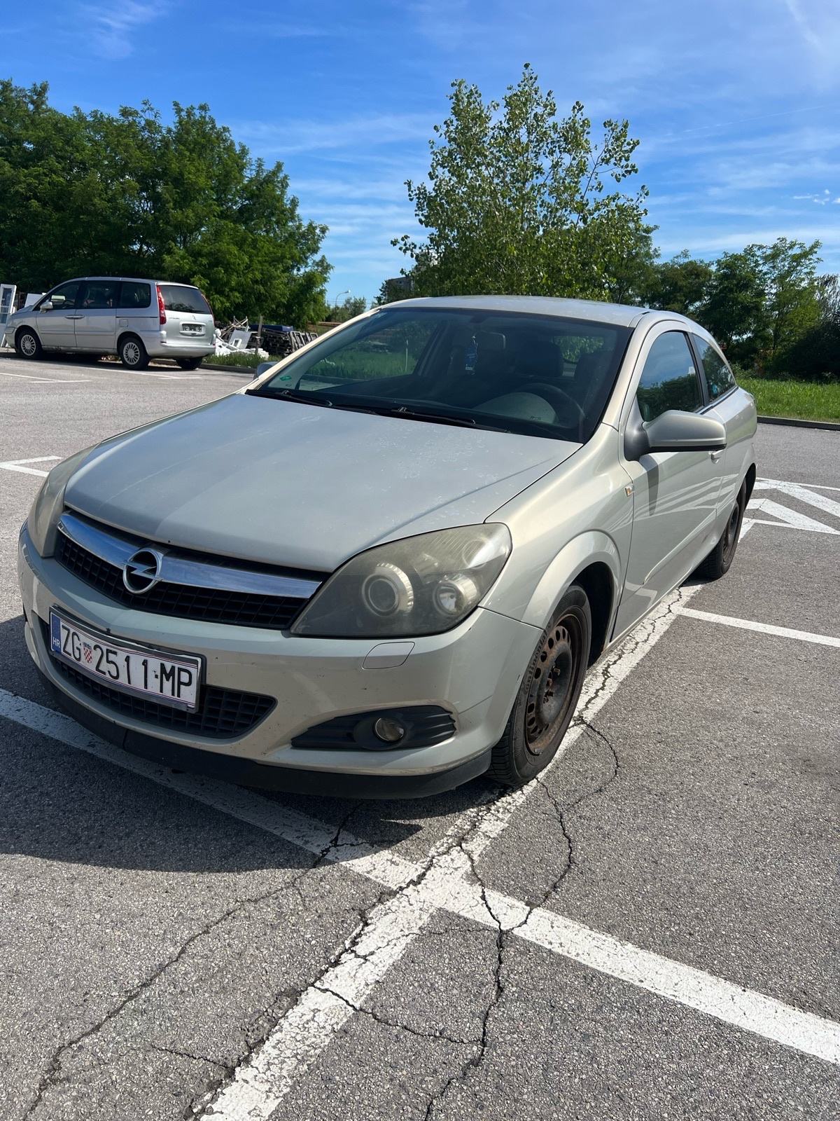 Opel Astra 1,6 16V Sport GTC 2007. Odlično stanje + ALU felge, pogled izvana - slika 2
