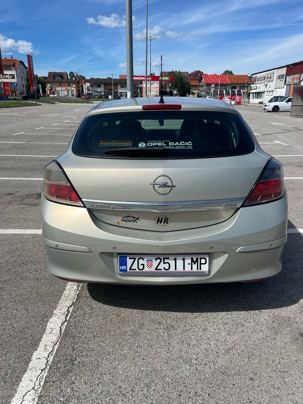 Opel Astra 1,6 16V Sport GTC 2007. Odlično stanje + ALU felge, fotografija 7