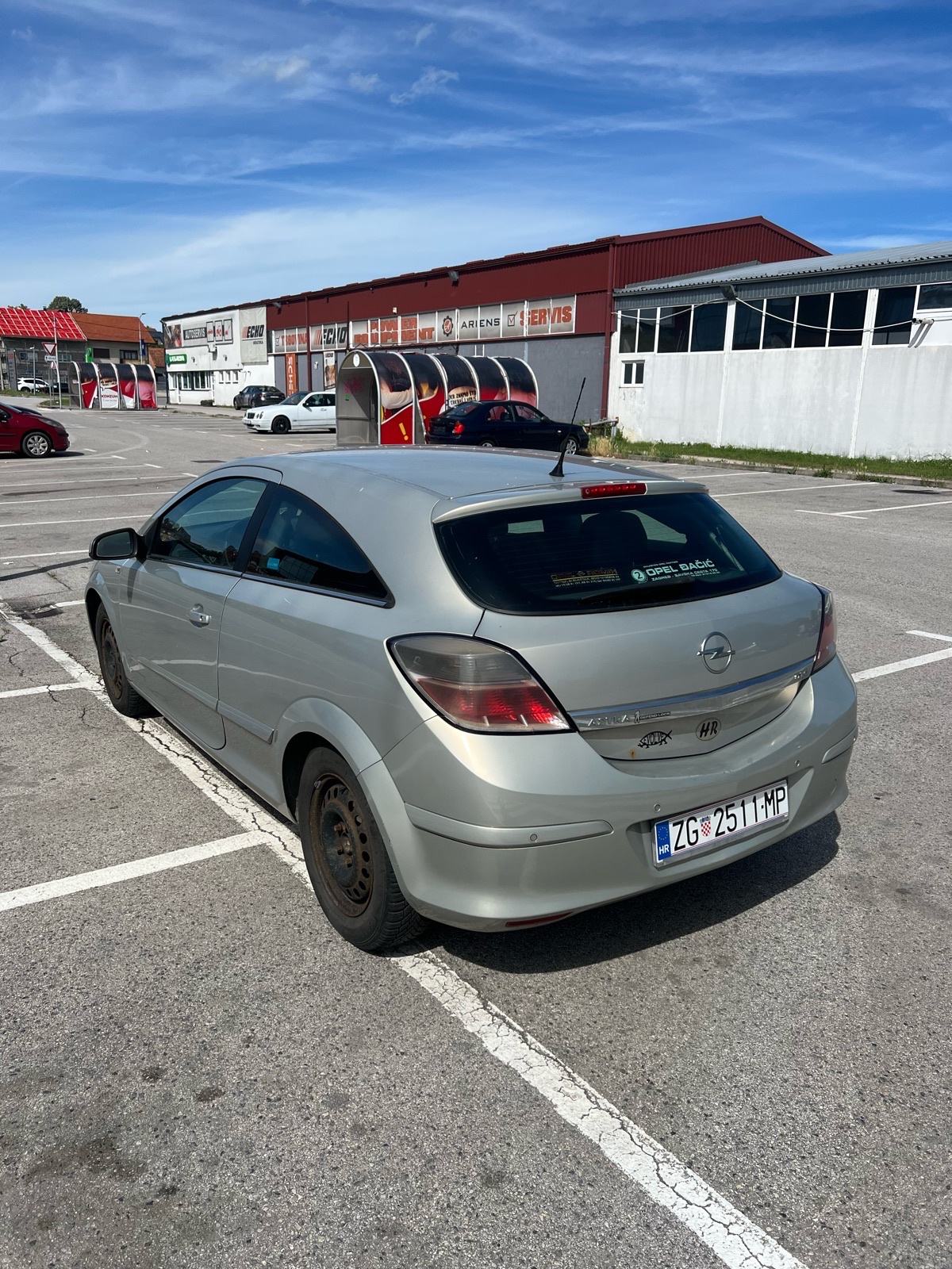 Opel Astra 1,6 16V Sport GTC 2007. Odlično stanje + ALU felge, pogled izvana - slika 1