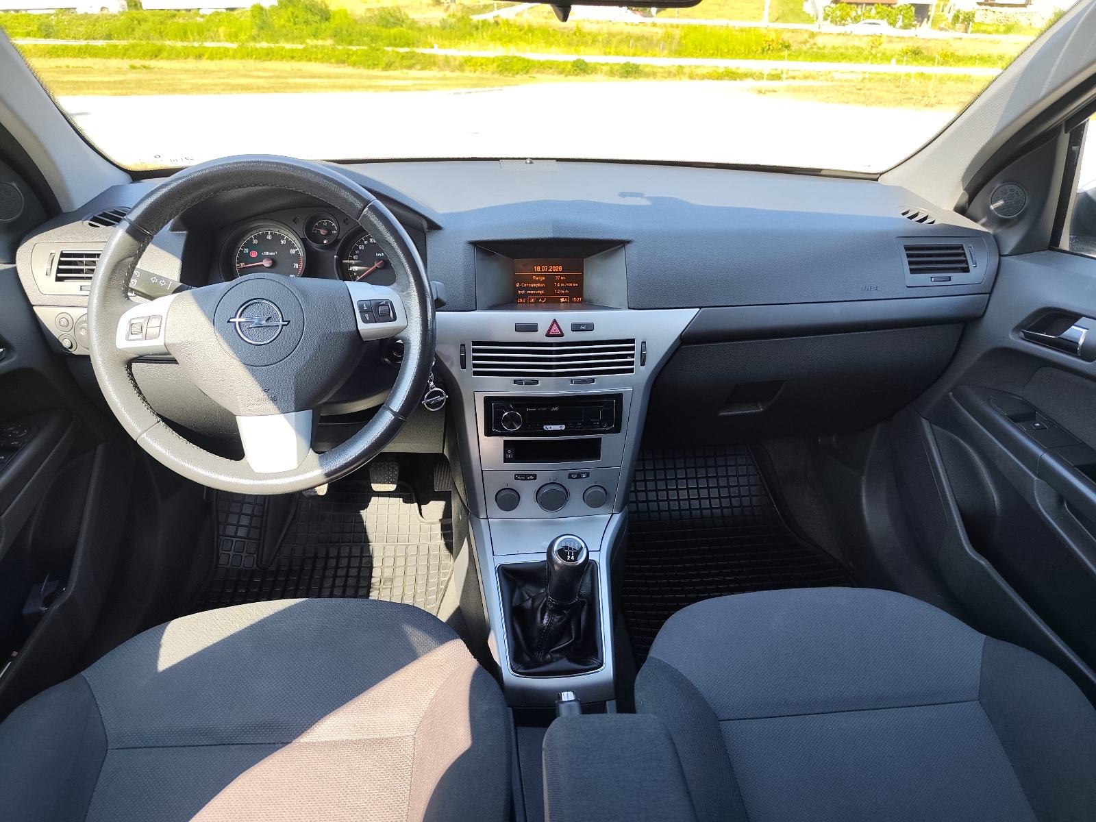 Opel Astra 1,6, 2012 god, 200 tkm, fotografija 9