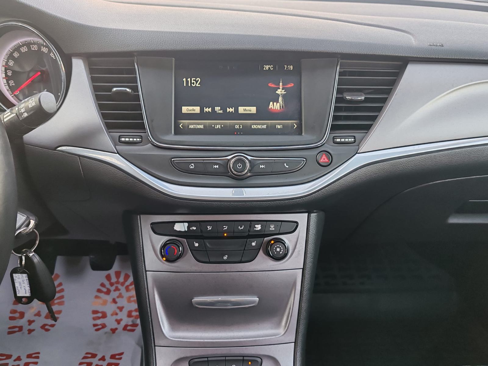 Opel Astra 1,6 CDTI-2017gd.md-MEDIA-reg.08/2027,xenon,senzori,KARTICE, fotografija 17