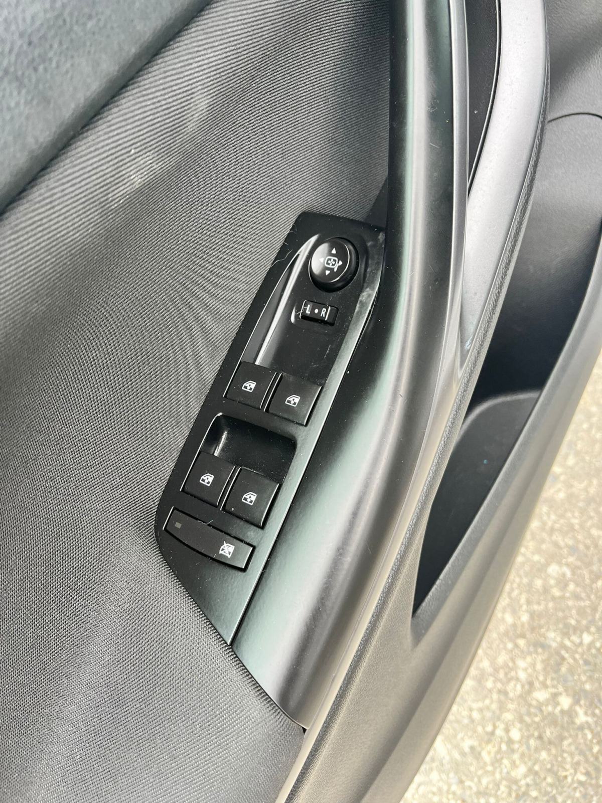 Opel Astra 1,6 CDTI-2017god.md-NAVIGACIJA-168tkm,xenon,senzori,KARTICE, fotografija 17