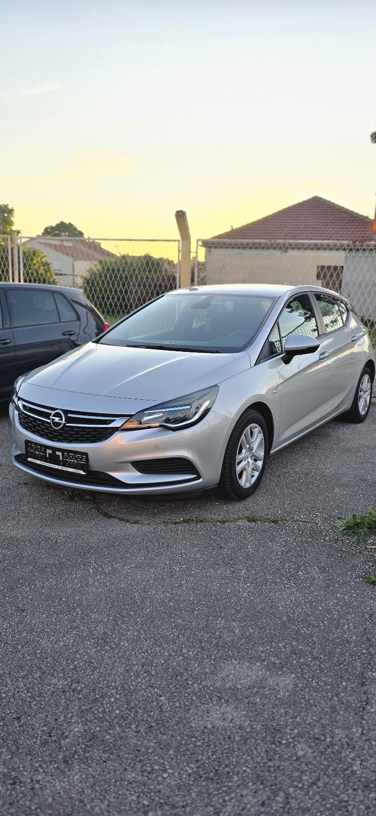 Opel Astra 1.6 CDTI, 2018.g, 81kw, 190tkm, NAVI, SENZORI..., fotografija 2