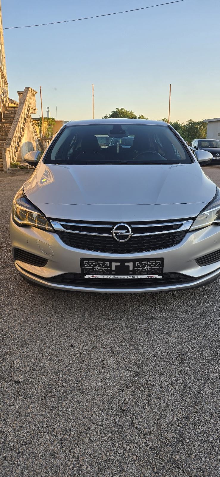 Opel Astra 1.6 CDTI, 2018.g, 81kw, 190tkm, NAVI, SENZORI..., fotografija 8