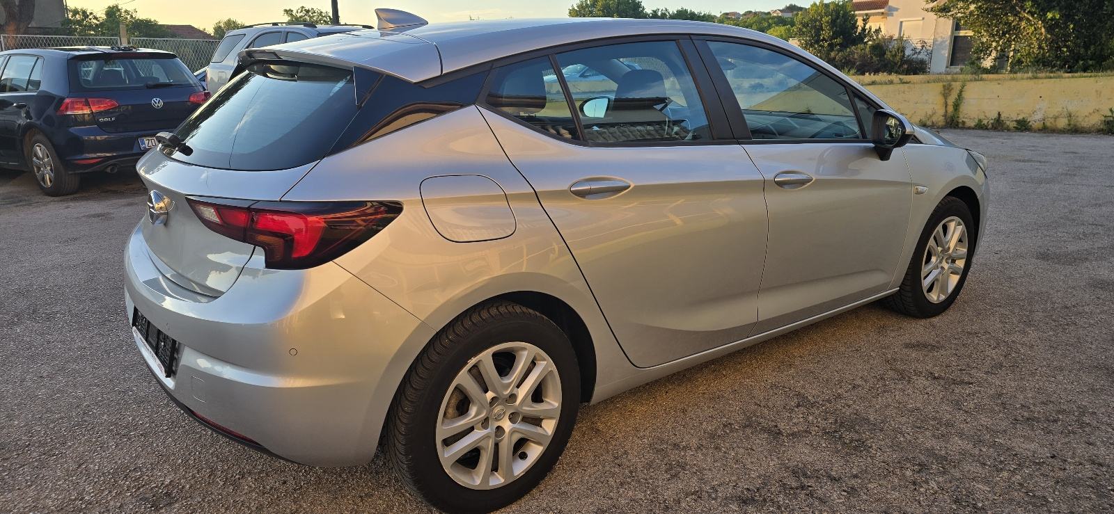 Opel Astra 1.6 CDTI, 2018.g, 81kw, 190tkm, NAVI, SENZORI..., fotografija 10