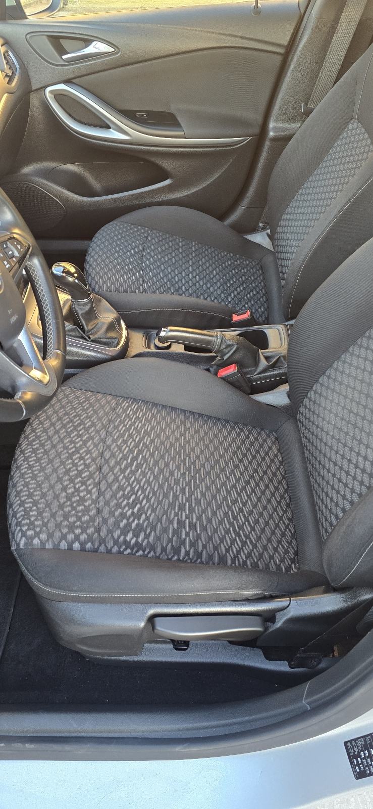 Opel Astra 1.6 CDTI, 2018.g, 81kw, 190tkm, NAVI, SENZORI..., fotografija 15