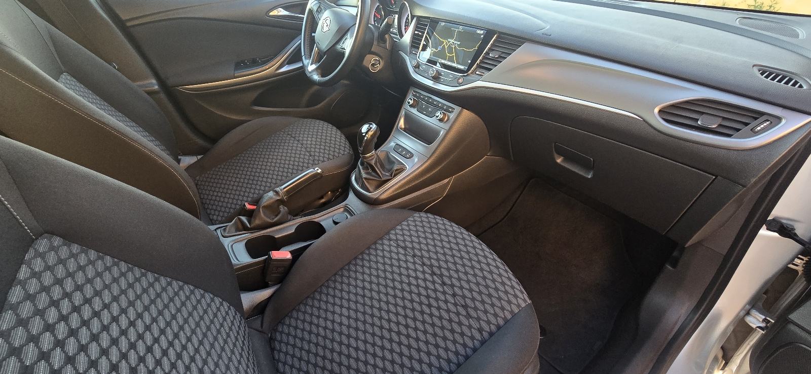 Opel Astra 1.6 CDTI, 2018.g, 81kw, 190tkm, NAVI, SENZORI..., fotografija 19