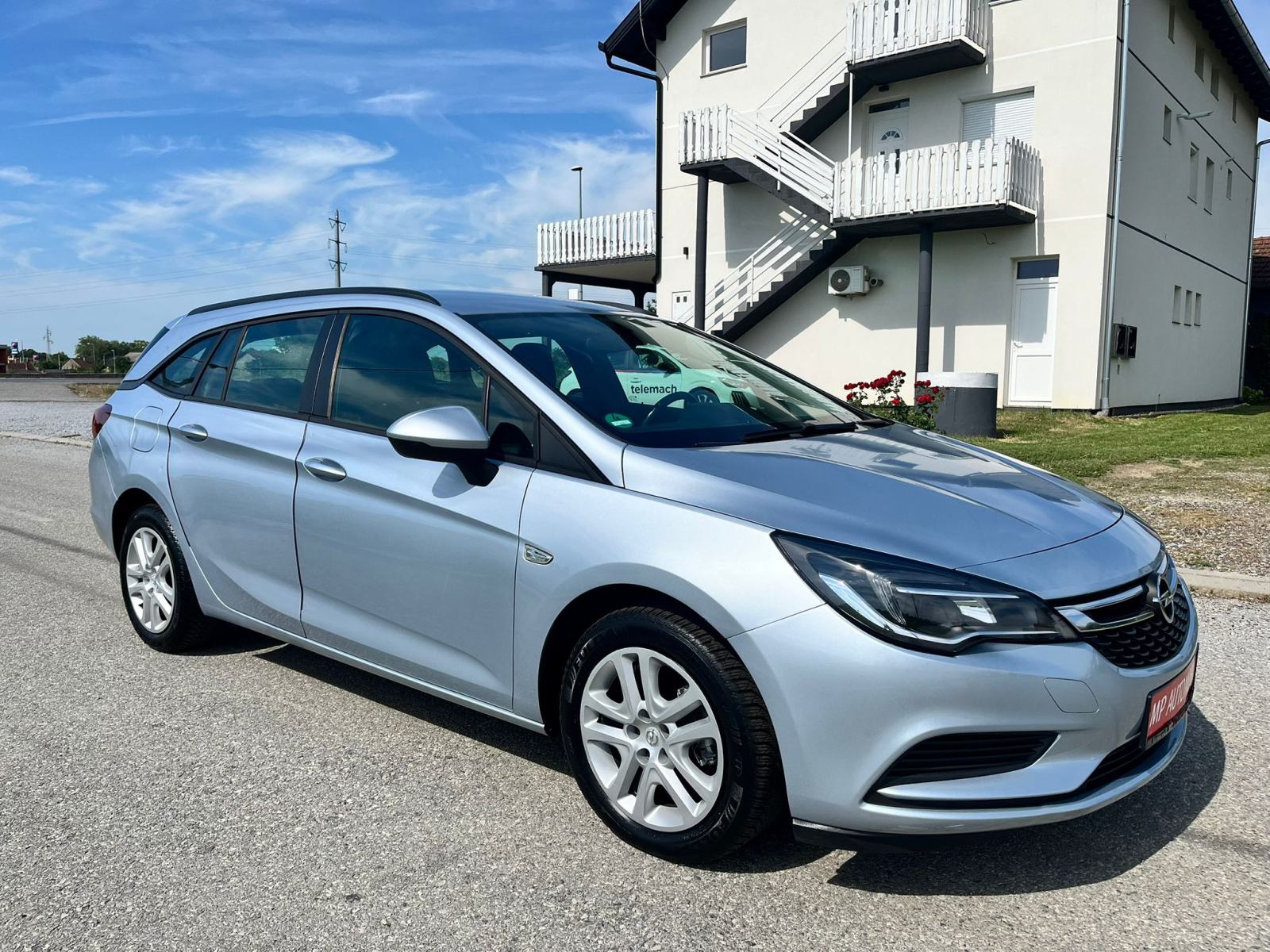 Opel Astra 1.6 CDTI-2020gd.md-NAVIGACIJA-xenon,136tkm,6brzina,KARTICE, fotografija 3