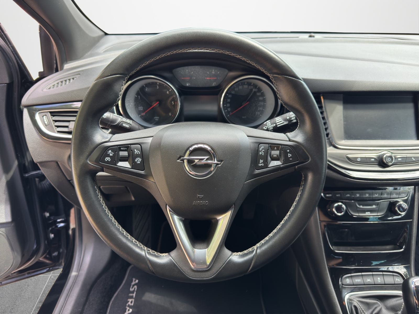 Opel Astra 1.6 CDTI Dynamic, fotografija 9