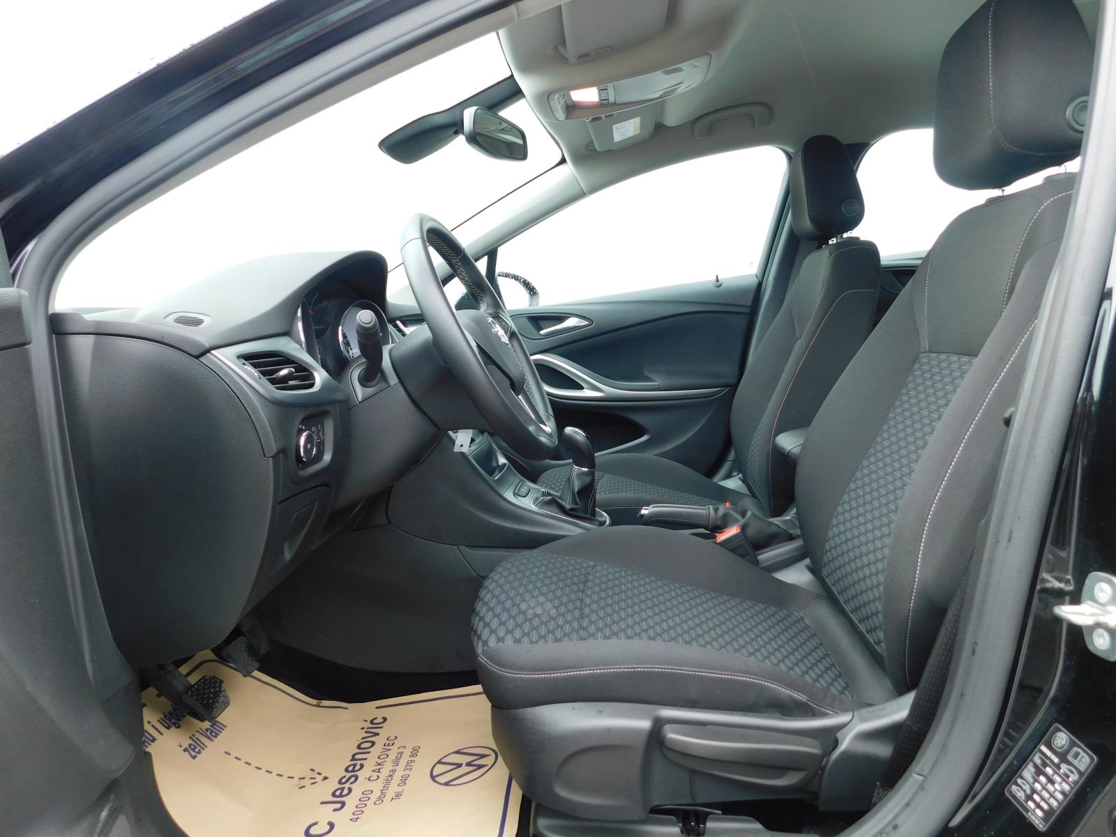 Opel Astra 1.6 CDTI Enjoy, fotografija 8