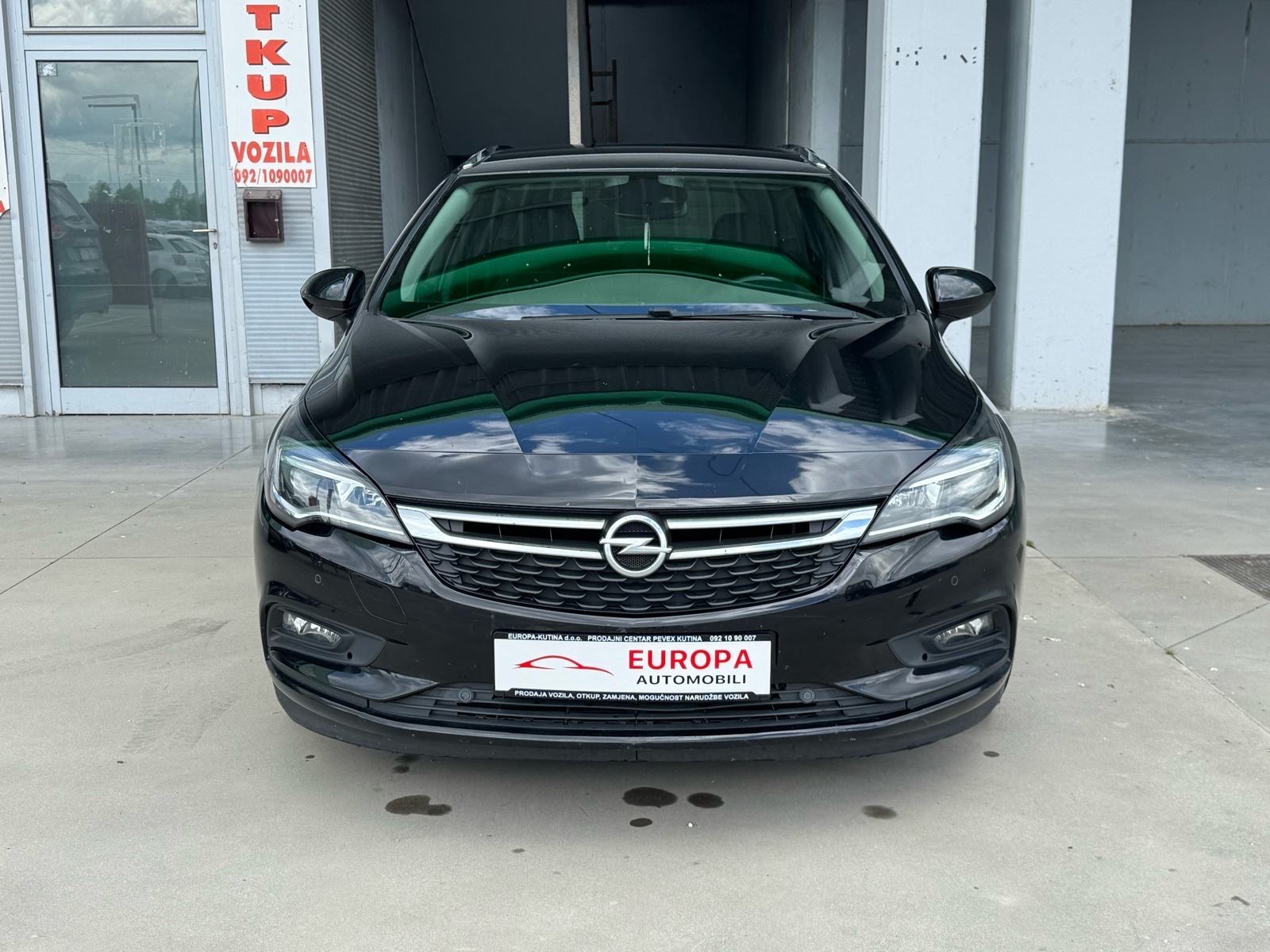 Opel Astra 1.6 CDTI full oprema radar xenon camera kuka VELIKI SERV!!, pogled izvana - slika 2