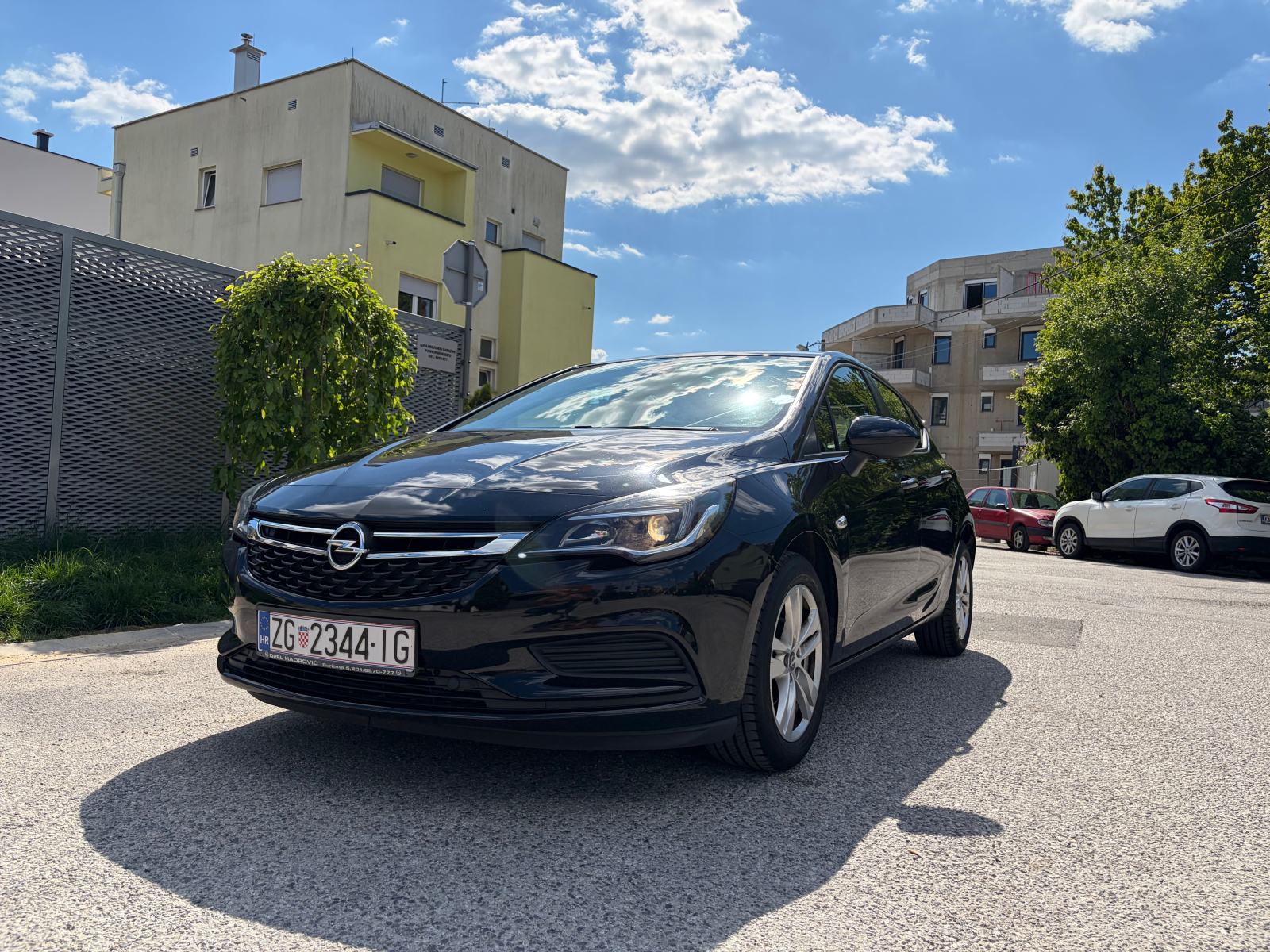 Opel Astra 1.6 CDTI, fotografija 11