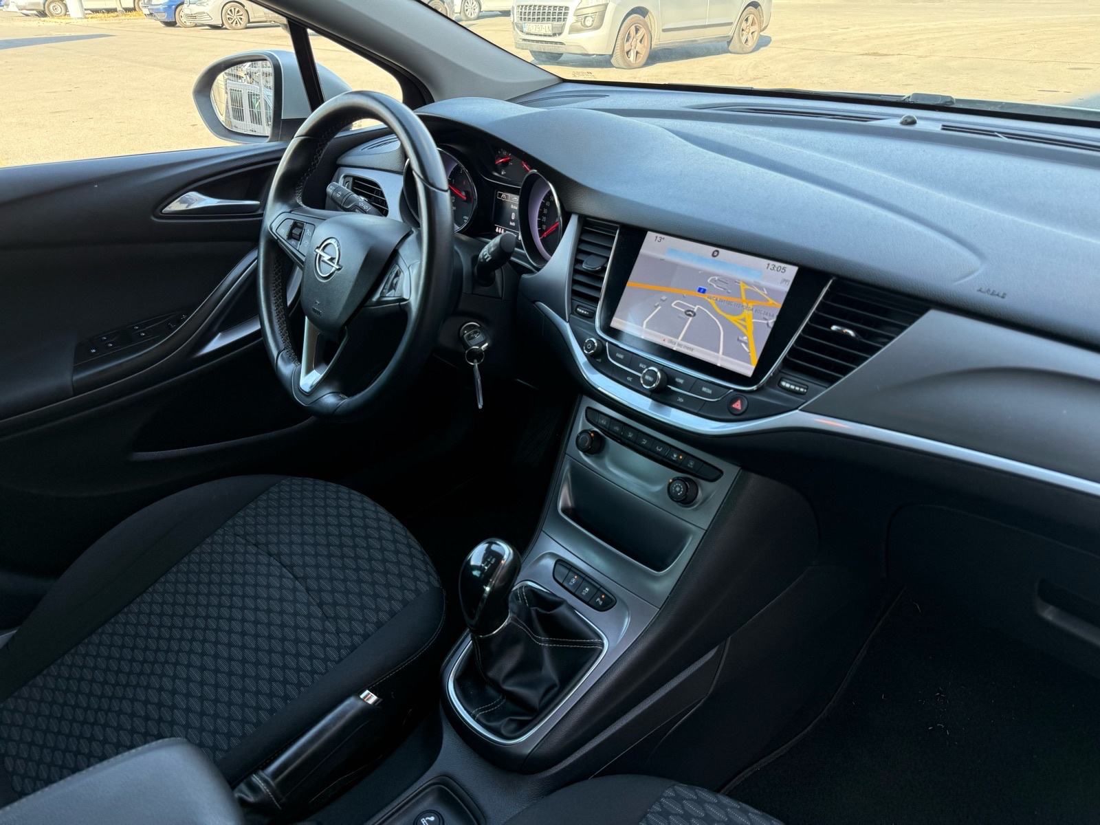 Opel Astra 1.6 CDTI NAVI, KLIMA, PDV, 6 BRZINA, REG:05/2027, LEASING, fotografija 17