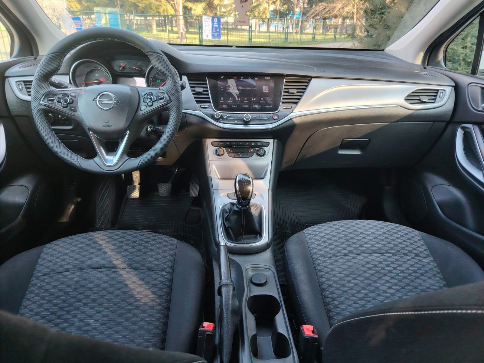 Opel Astra 1.6 CDTI+Promijenjen lanac+Napravljen servis+Bez ulaganja, fotografija 16