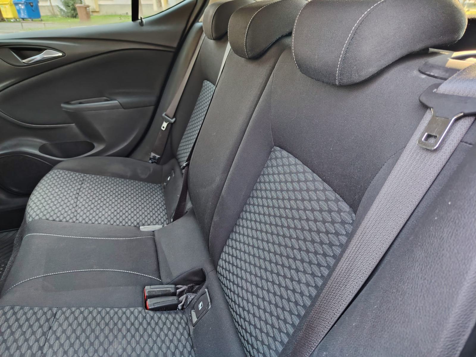Opel Astra 1.6 CDTI+Promijenjen lanac+Napravljen servis+Bez ulaganja, fotografija 18