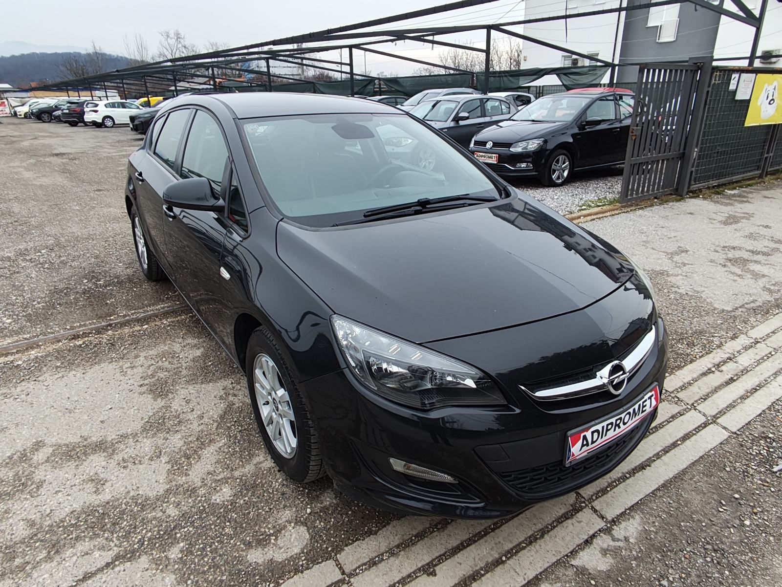 Opel Astra 1.6 CDTI // REG 1 GOD // TOP STANJE // ALU // KLIMA //, fotografija 2