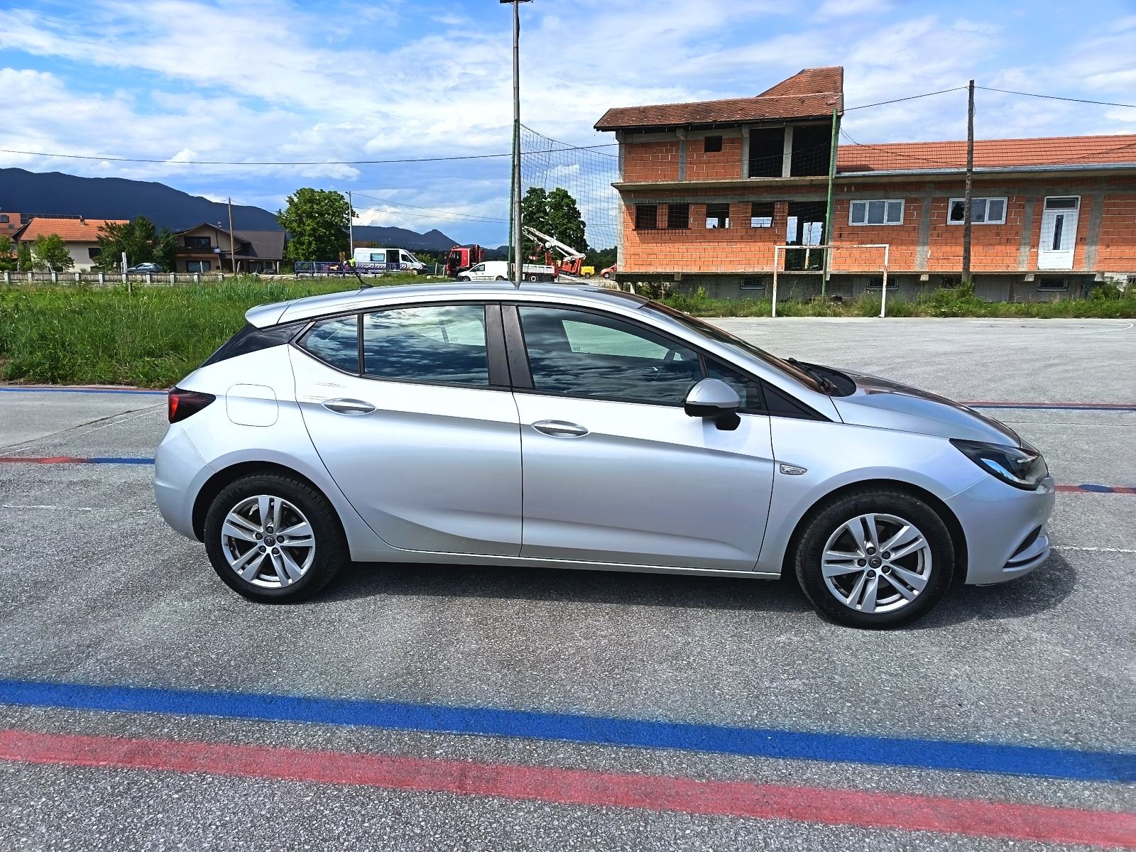 Opel Astra 1.6 Cdti reg 3/2027 servisna knjižica psc nije uvoz, fotografija 2