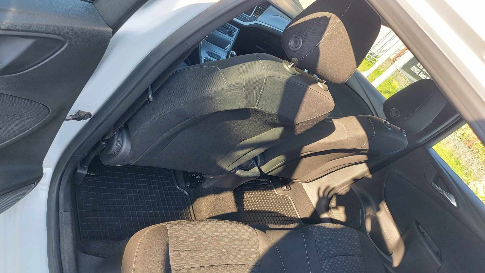 Opel Astra 1.6 CDTI, Veliki servis odrađen, fotografija 15