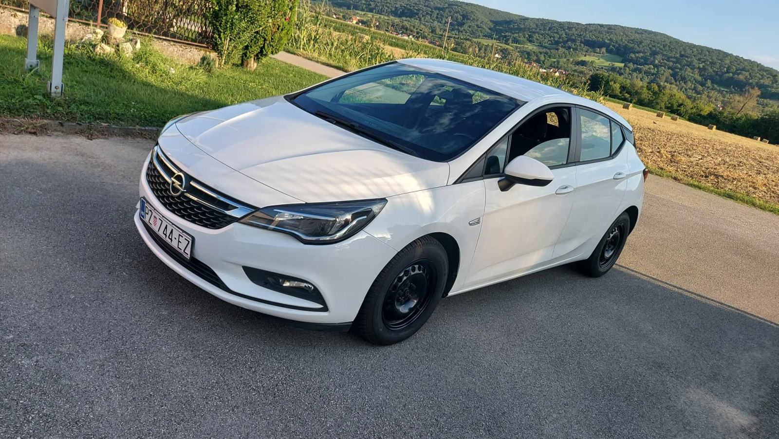 Opel Astra 1.6 CDTI, Veliki servis odrađen, fotografija 3