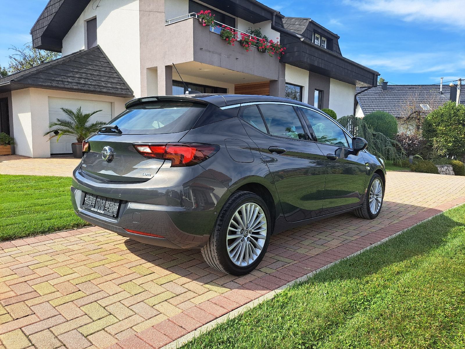 Opel Astra 1.6 CDTI, fotografija 7