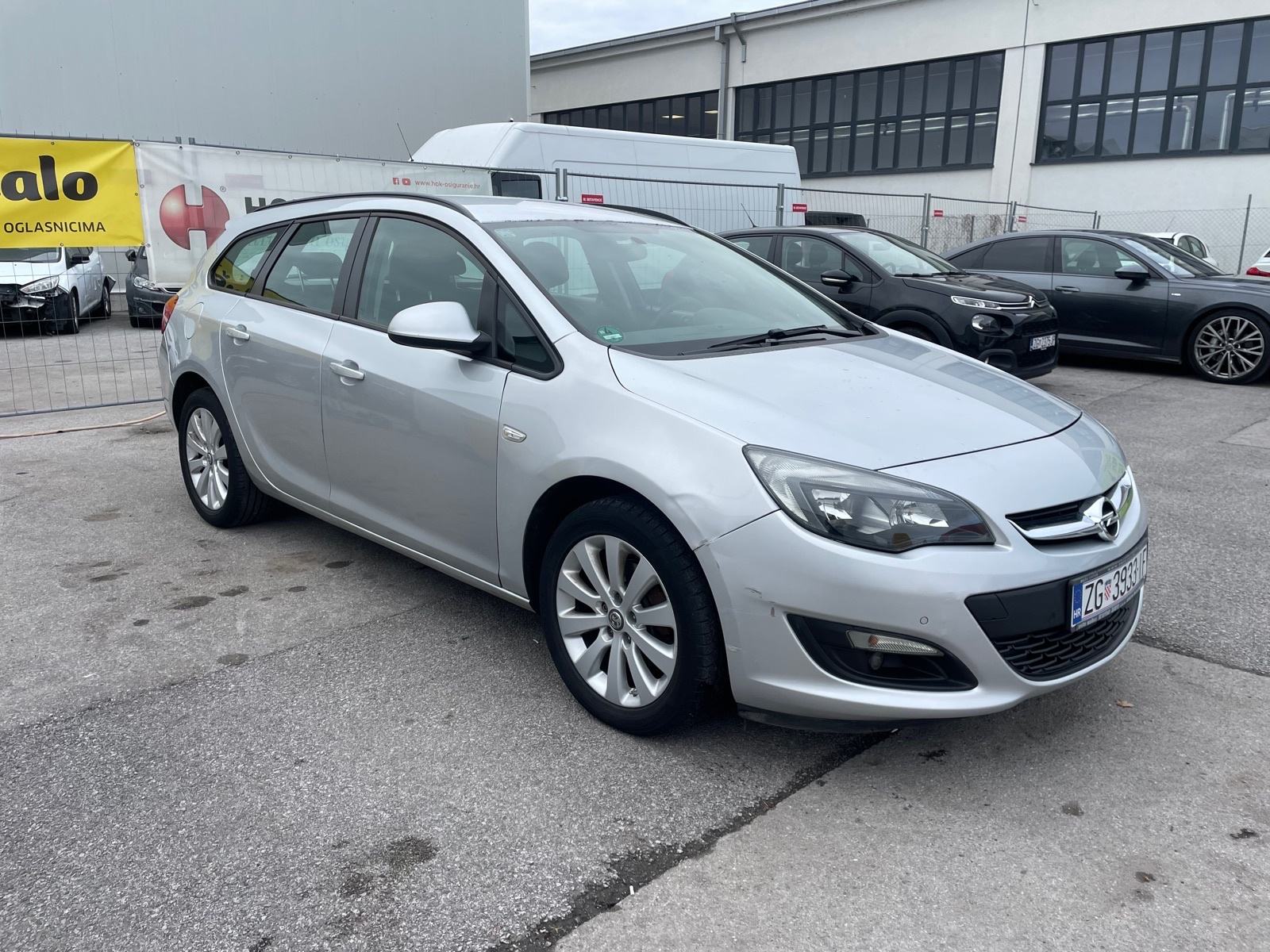 Opel Astra 1.6 CDTI, fotografija 7