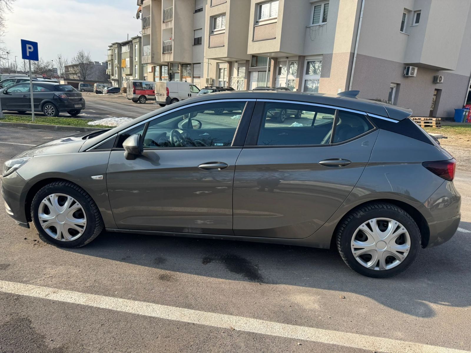 Opel Astra 1.6 CDTI, fotografija 4