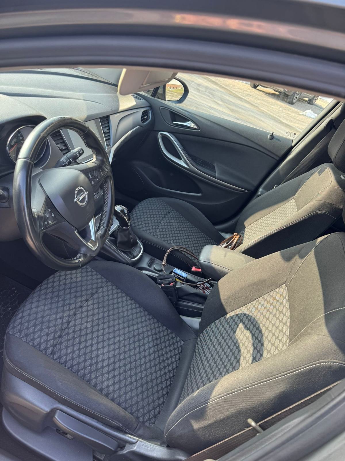 Opel Astra 1.6 CDTI, fotografija 6