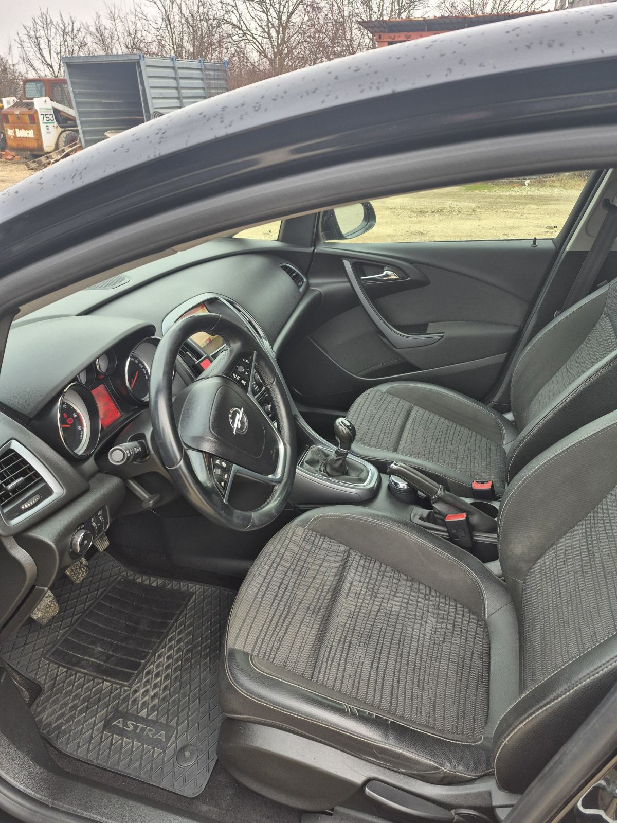 Opel Astra J 1,6 CDTI, fotografija 9