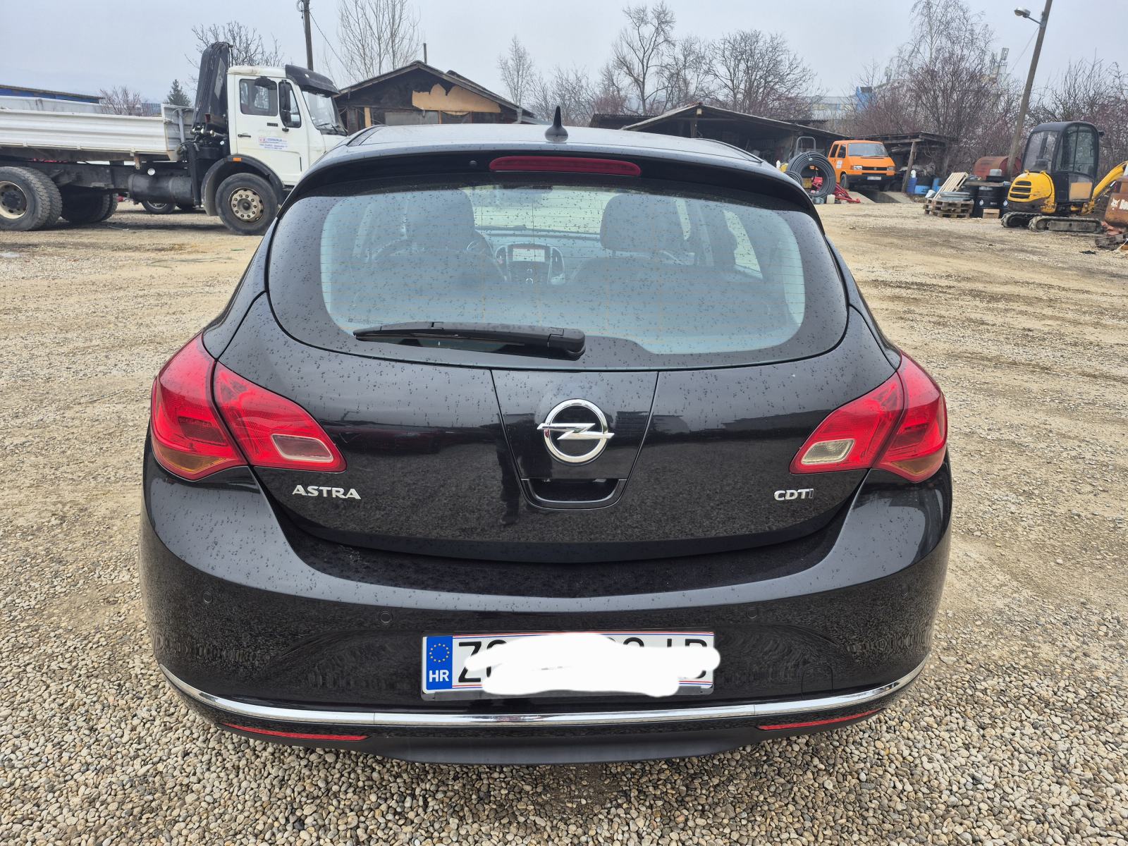 Opel Astra J 1,6 CDTI, fotografija 7