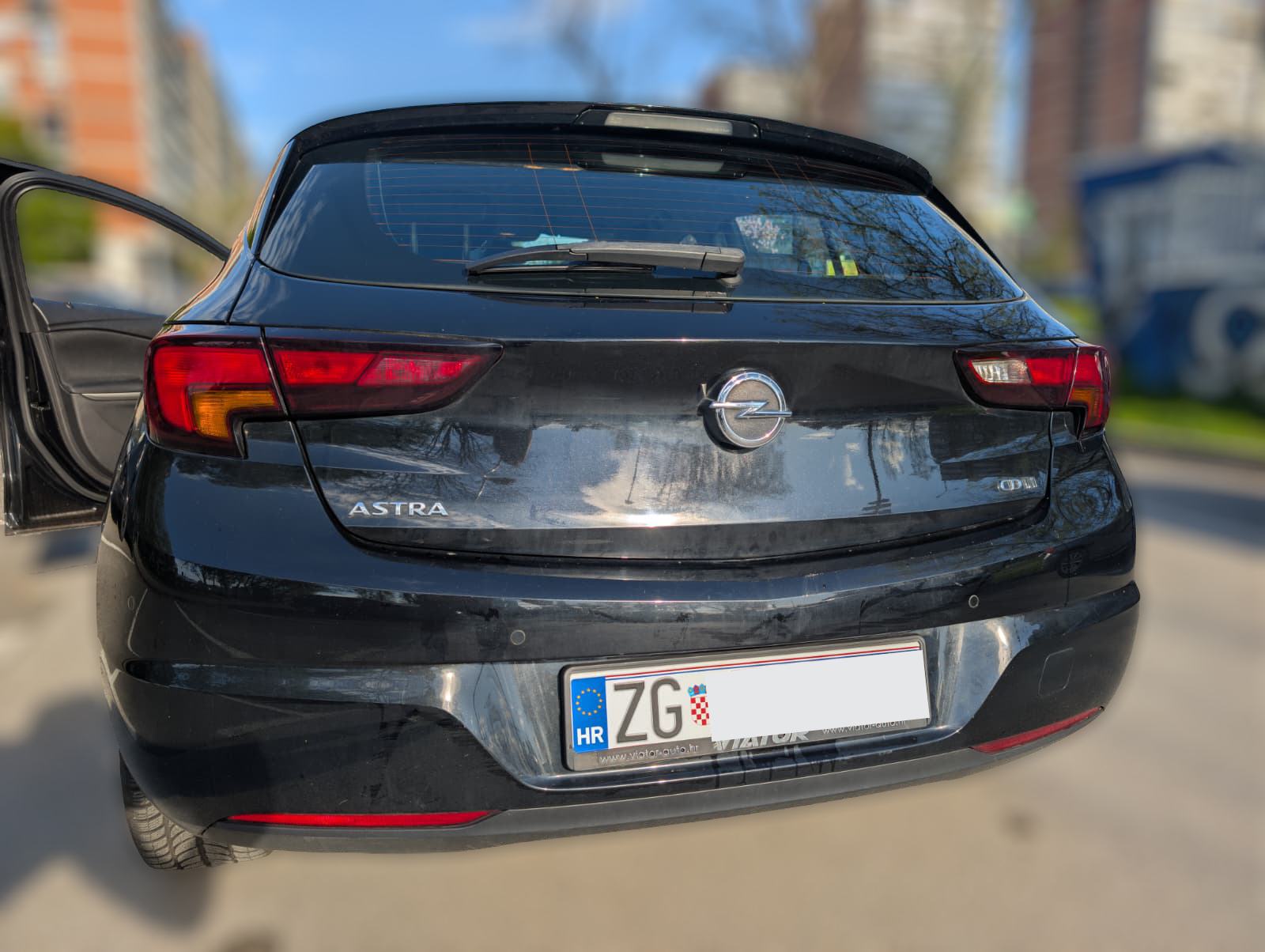 Opel Astra 1.6 CDTI, fotografija 4