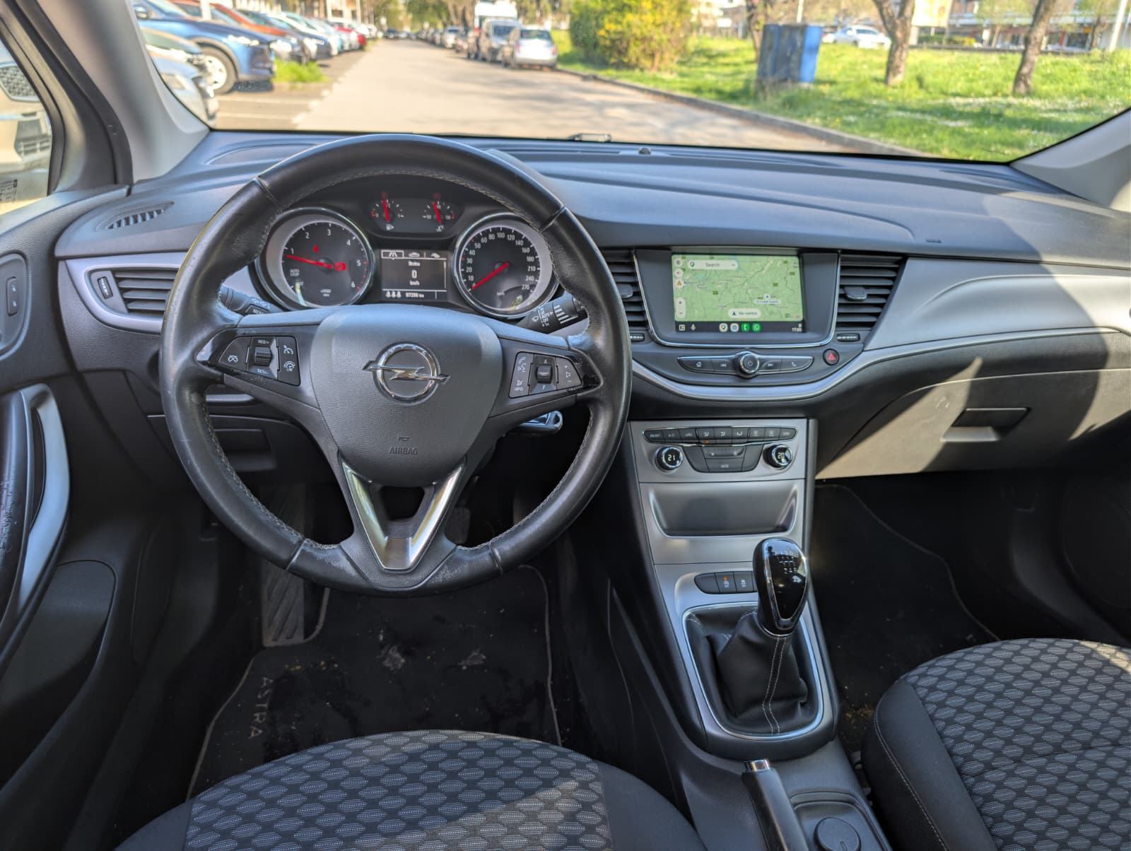 Opel Astra 1.6 CDTI, fotografija 7