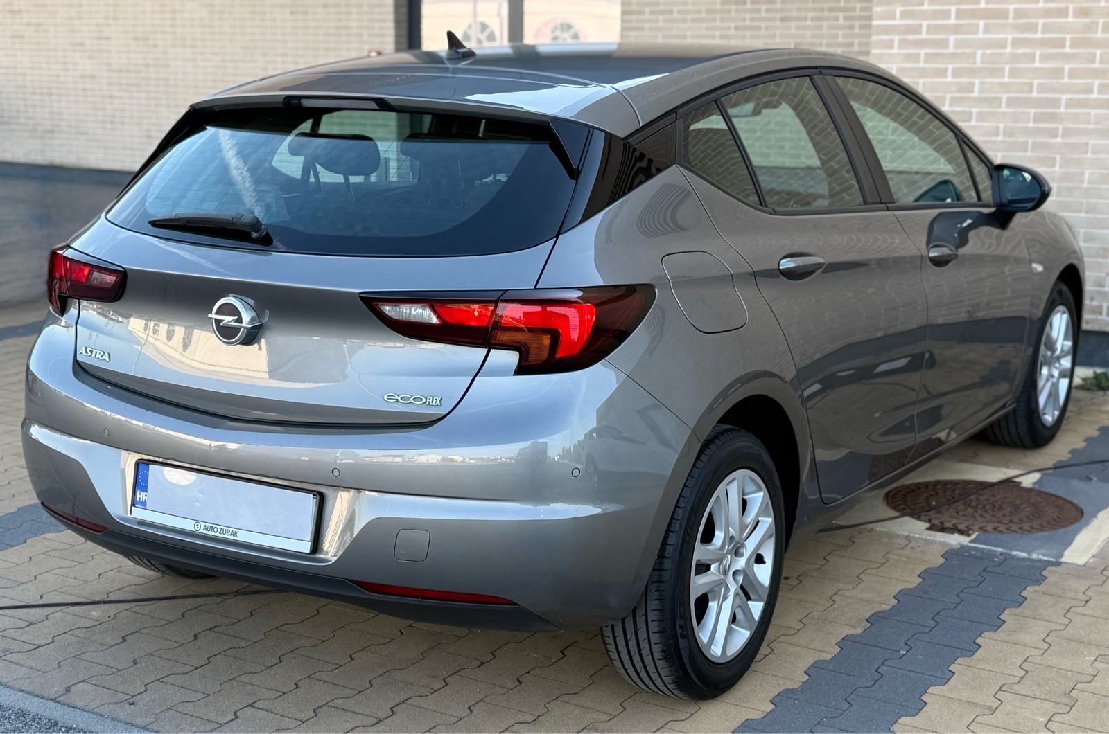 Opel Astra 1,6 CDTI•EURO 6•NAVIGACIJA•LED•ODLIČAN•GARANCIJA•REG.GODINU, fotografija 7