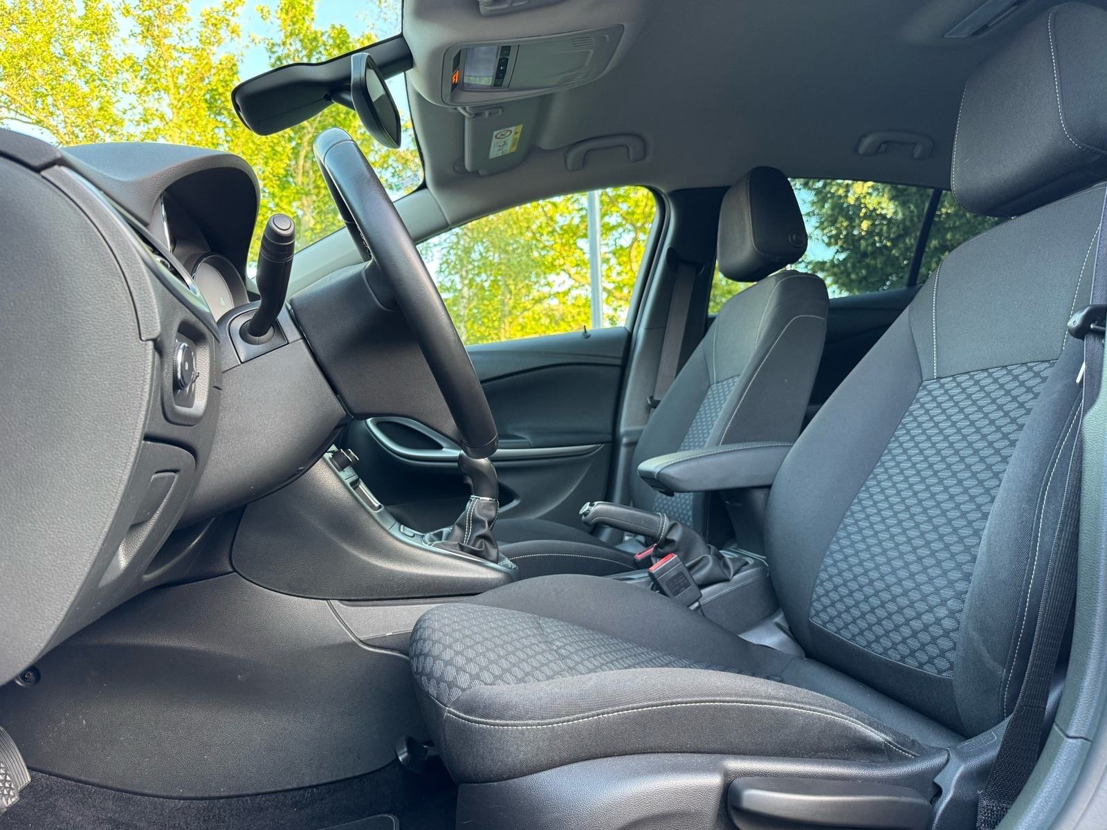 Opel Astra 1.6 CDTI, fotografija 8